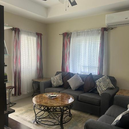 Seamist Villa @Oceanpointe Lucea Comfy 2Br W/Pool Gym & Parking Dış mekan fotoğraf