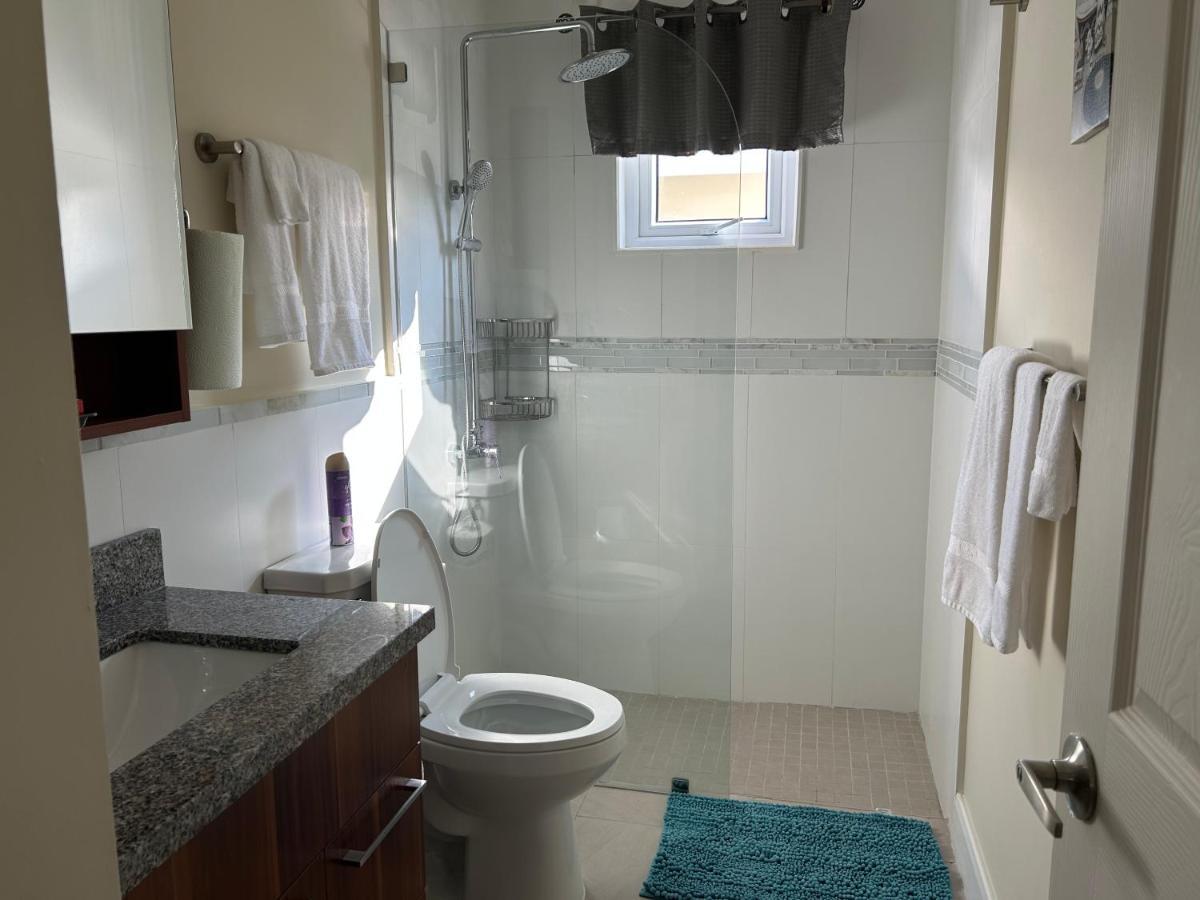 Seamist Villa @Oceanpointe Lucea Comfy 2Br W/Pool Gym & Parking Dış mekan fotoğraf